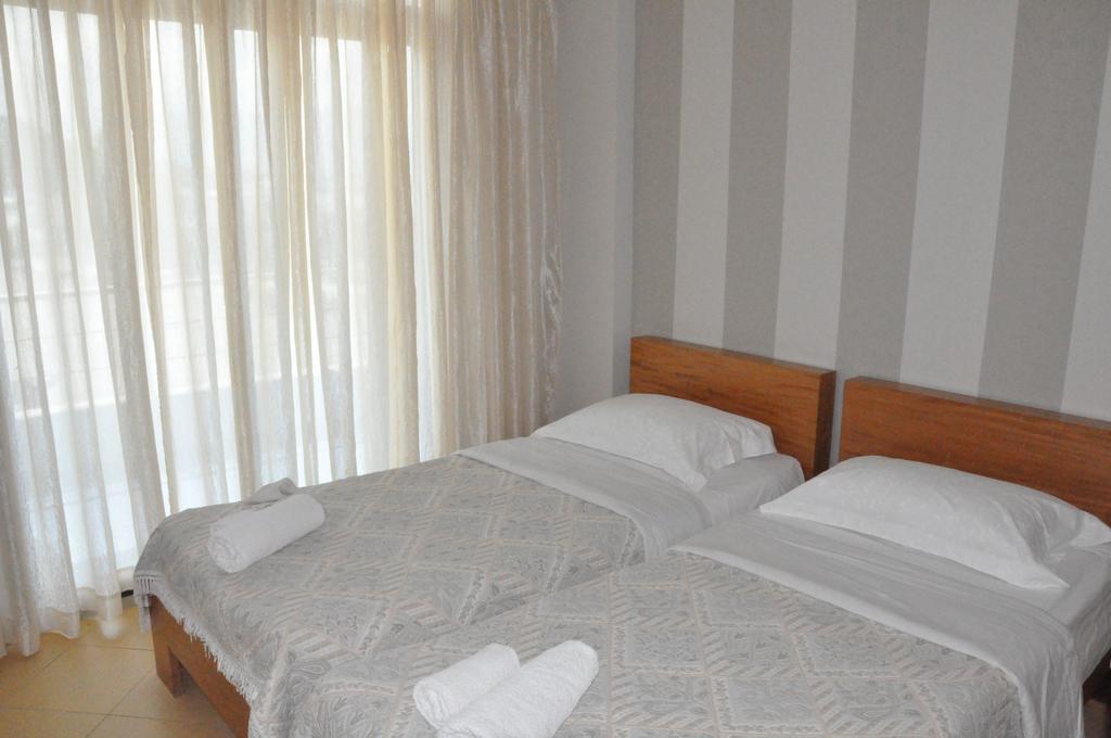 Helia Hotel